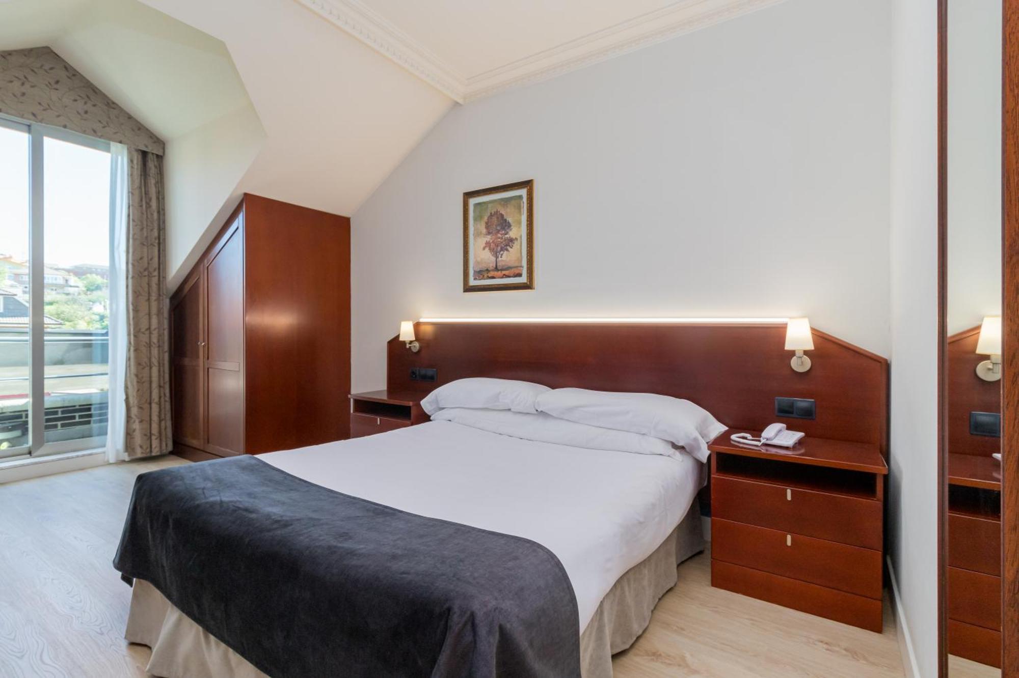 Hotel Spa Milagros Golf Mogro Exterior foto