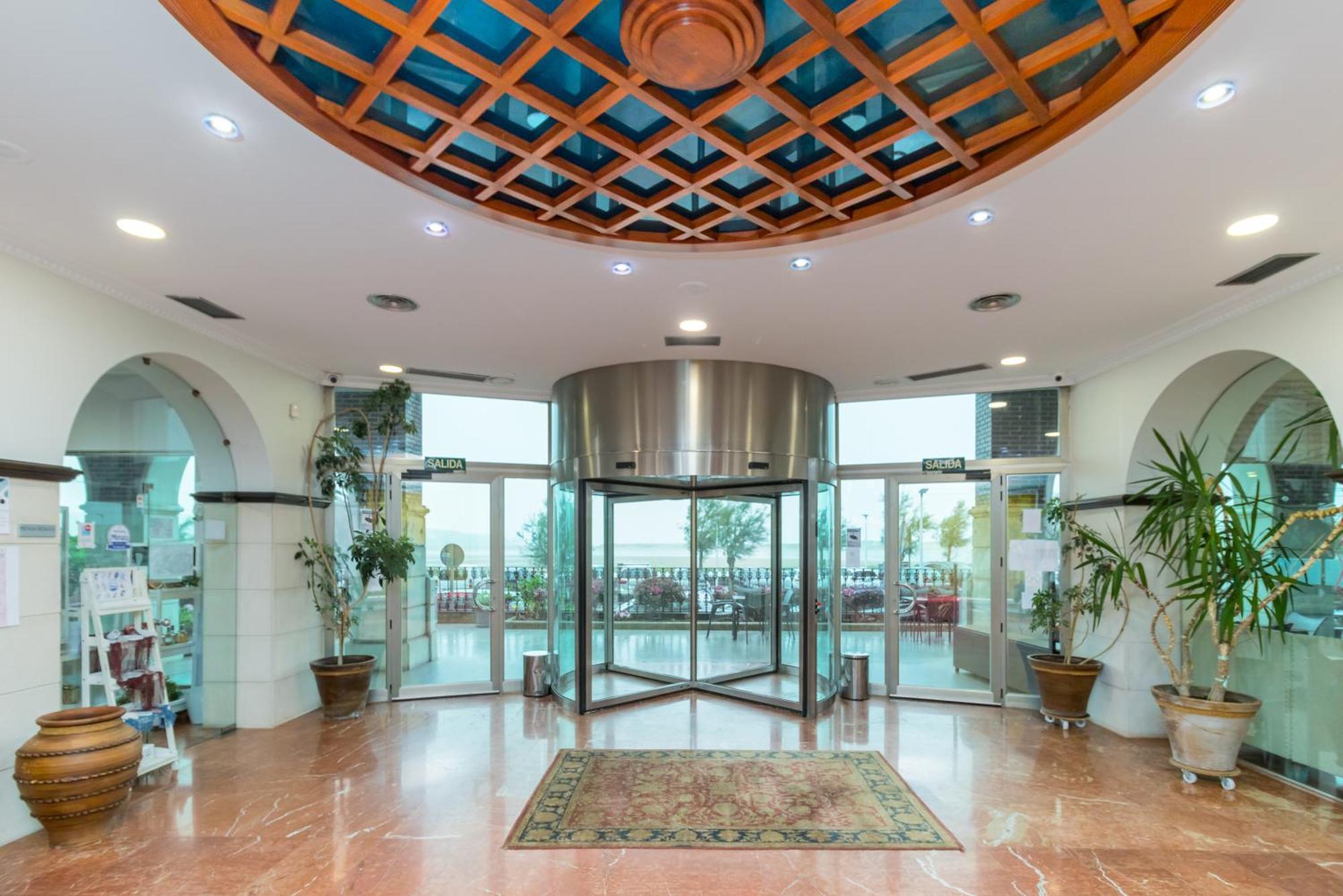 Hotel Spa Milagros Golf Mogro Exterior foto